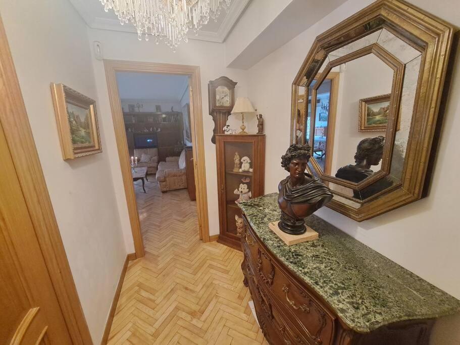 Piso Amplio Y Acogedor Apartment Madrid Luaran gambar