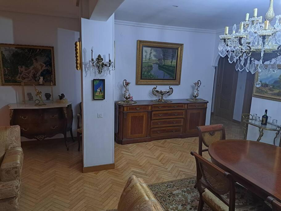 Piso Amplio Y Acogedor Apartment Madrid Luaran gambar